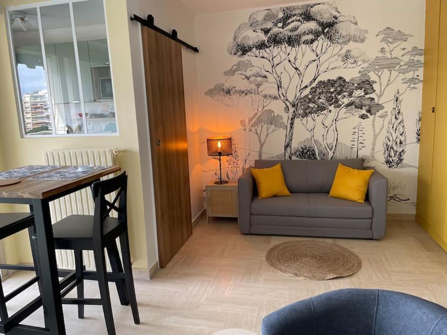 Studio Avec Vue Sur Marina Et Mer - 2 Adultes Et 1 Enfant Maximum Mandelieu Exterior foto